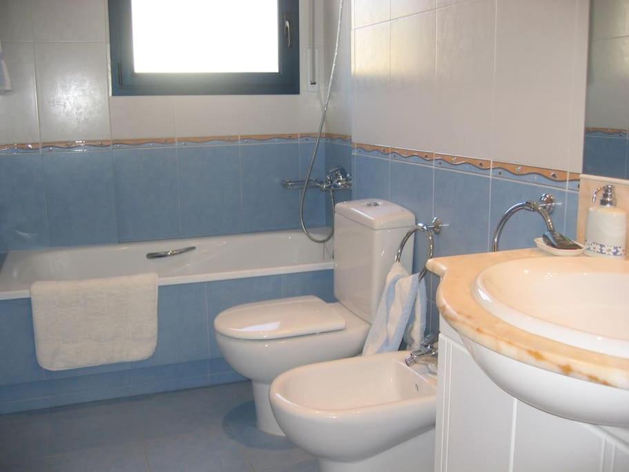 AMPLIO Y CONFORTABLE APARTAMENTO con PARKING - 4