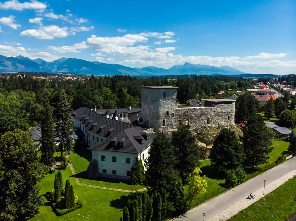 Chateau GrandCastle, hotel v destinaci Liptovský Hrádok