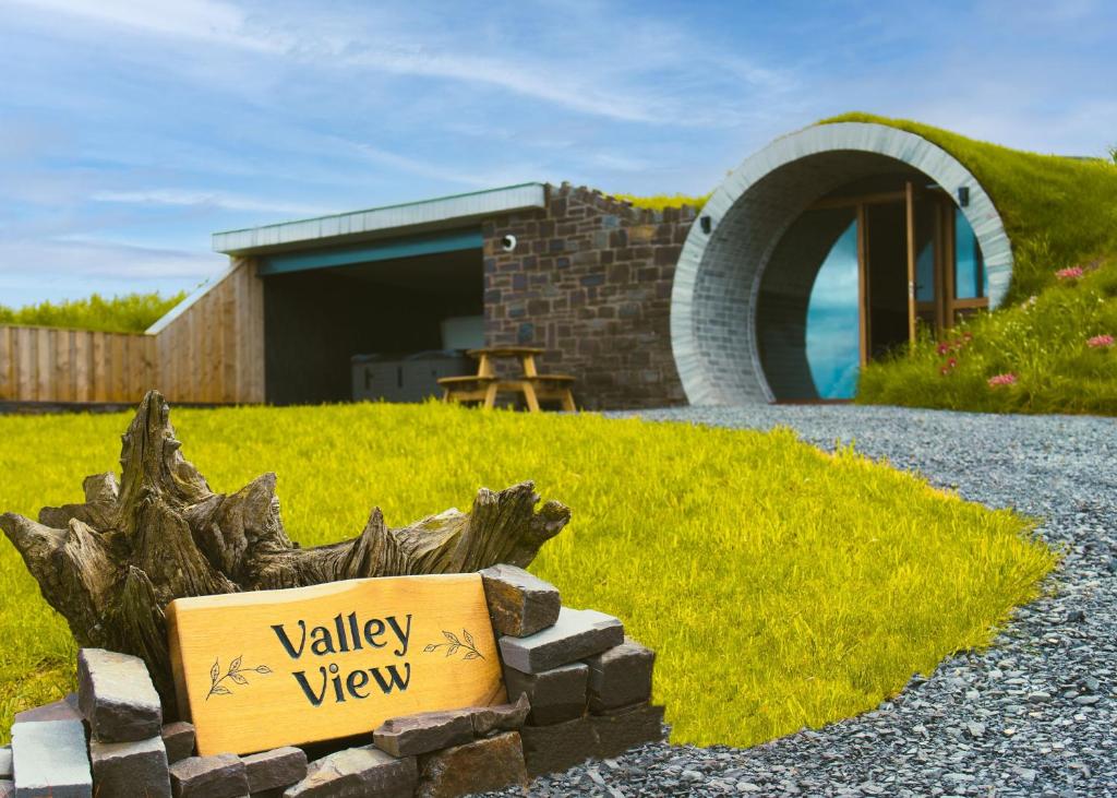 Valley View, Llanfair Caereinion