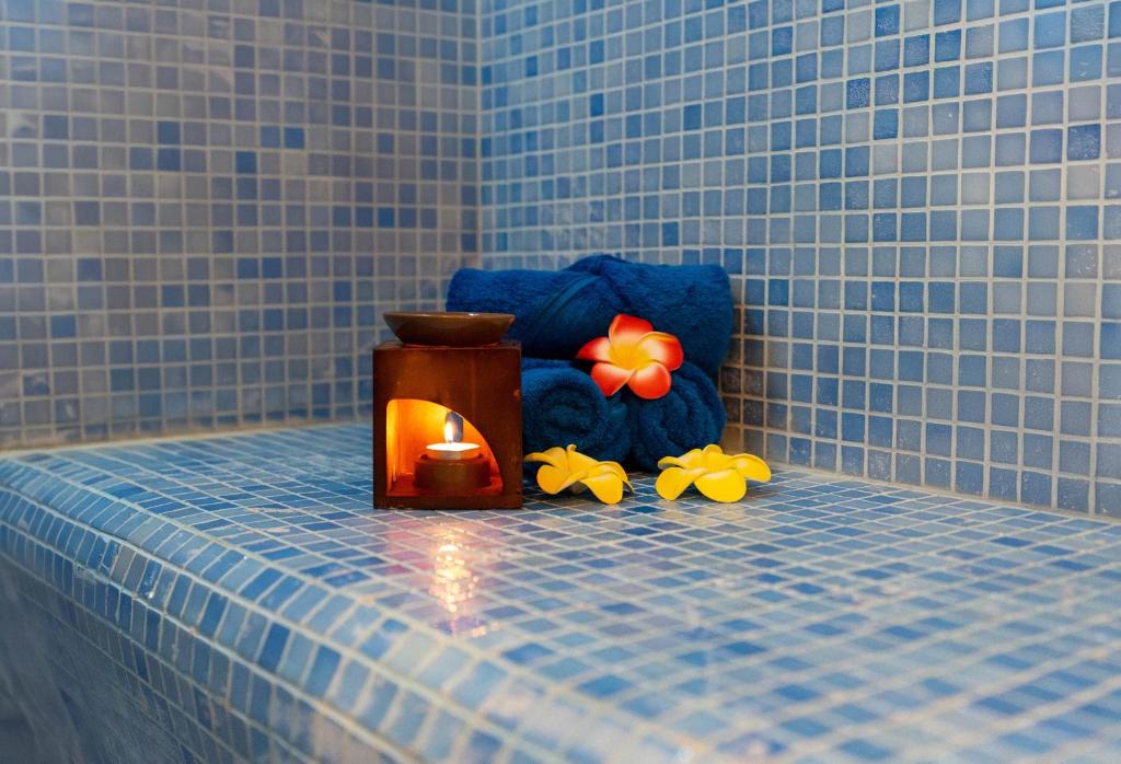 Steamroom