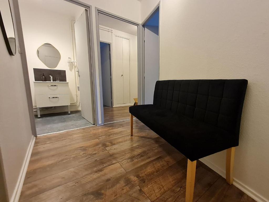 Appartement central et calme, proche de la Place Stanislas - FR-1-584-350 - 4