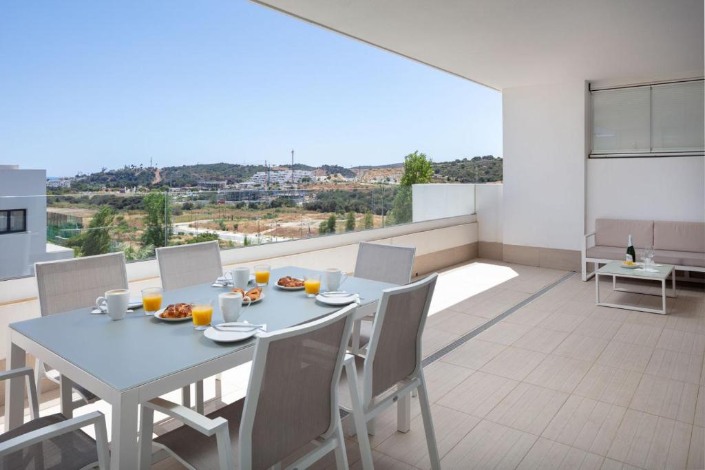 Las Olas Apartment by Alfresco Stays - 4