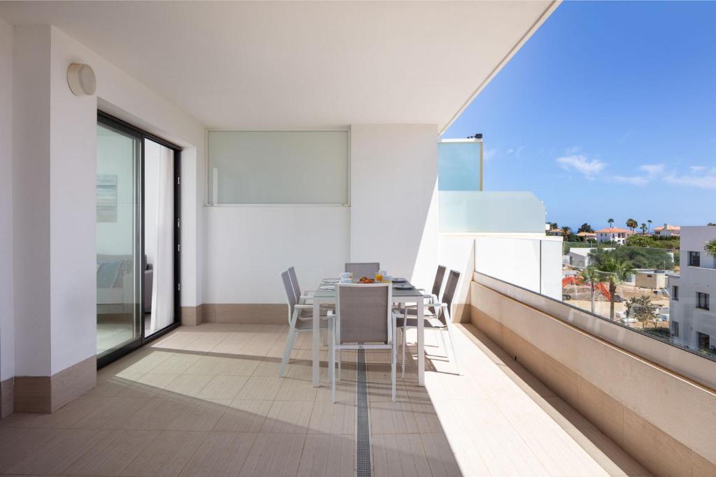 Las Olas Apartment by Alfresco Stays - 5