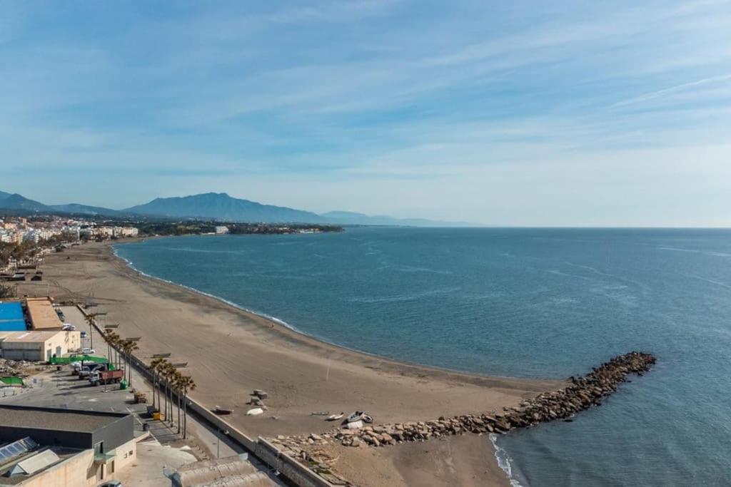2 Bed Sea View Perfect Location, Estepona