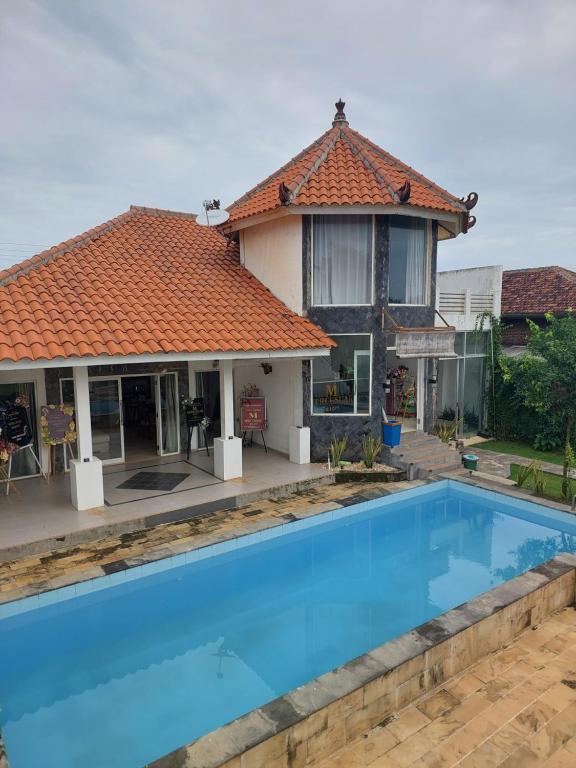 Mercusuar Resort Jepara, Kesembu