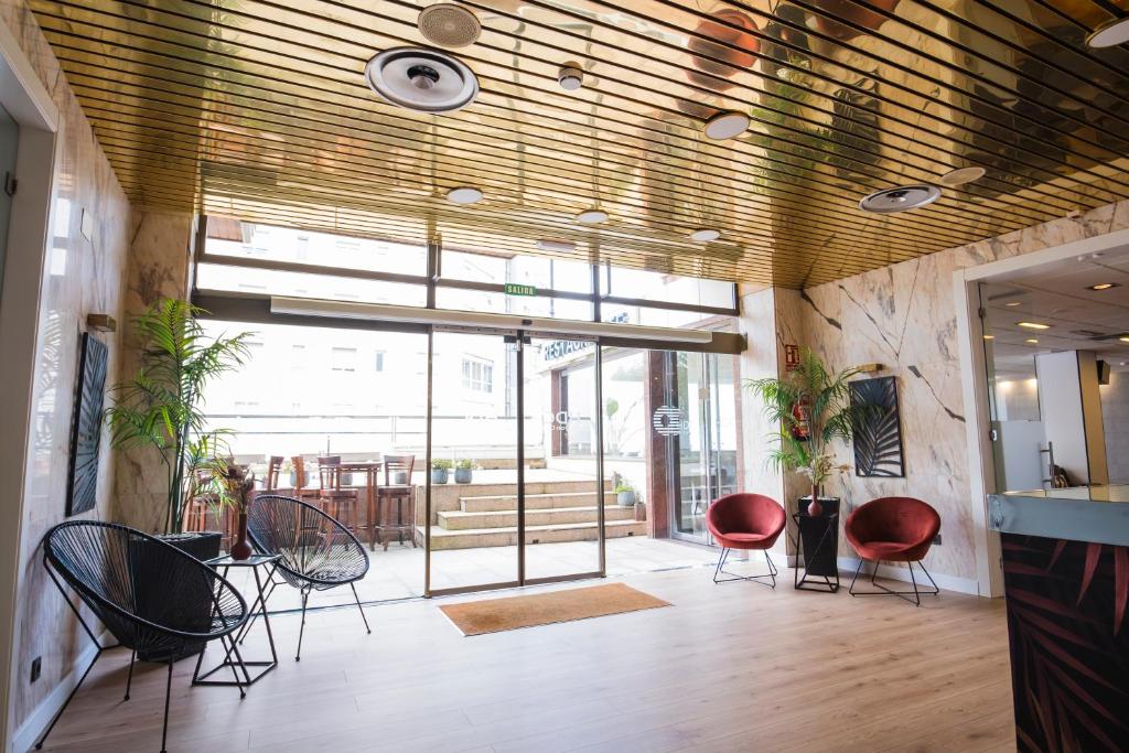 フロント・ロビー