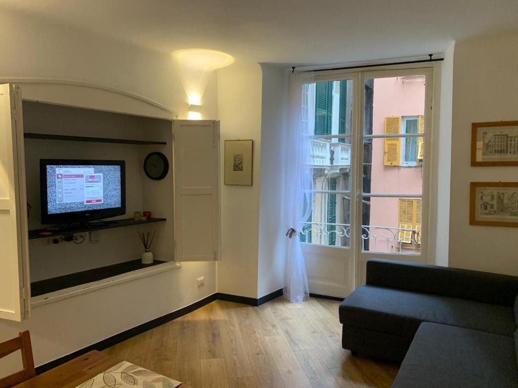 Cernaia by Farris & Cors, Janov