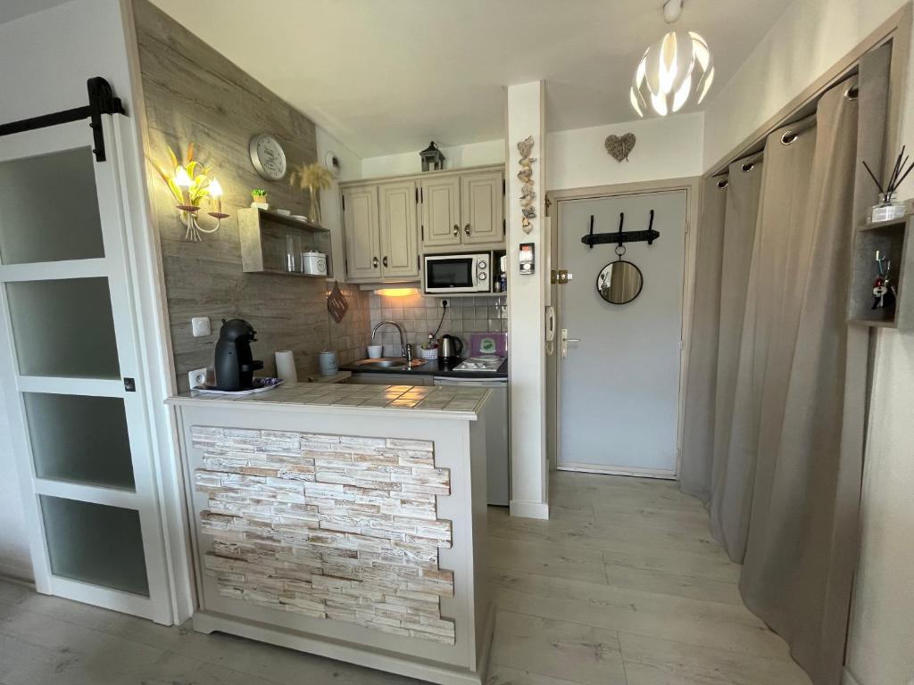 studio cosy avec parking 100m plage - 3