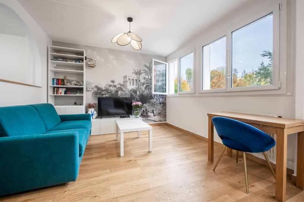 Charming Parisian Home Away from Home in the Heart of Paris - 1
