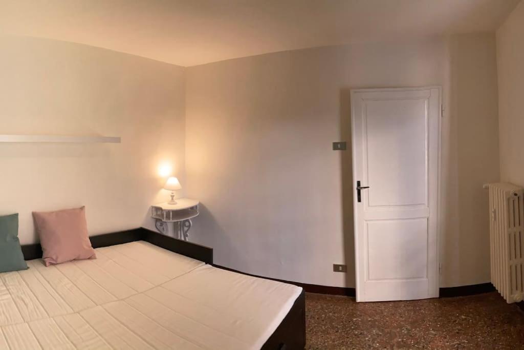 Portico dei Servi Central Historical Apartment - 3