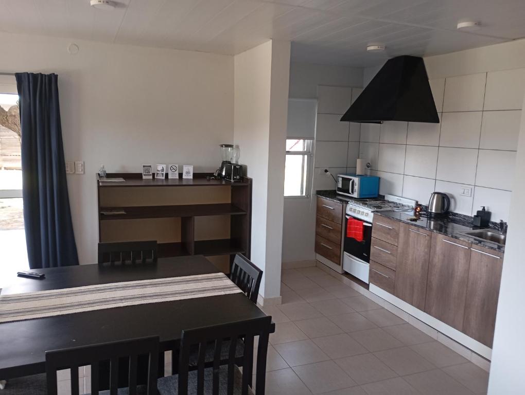 CASA quinta ""LUZ AZUL"" con pileta, galeria, impecable , doble aire, WIFI - 3