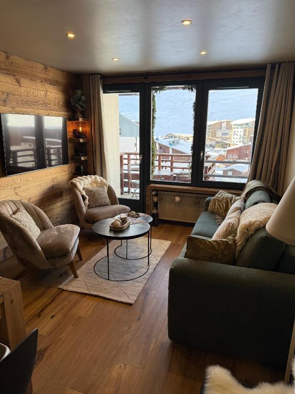 MyHome - L'Absinthe Bleue - Appartement 4-6 personnes neuf 4 étoiles - balcon sud- ski aux pieds - Tignes Val Claret - 4