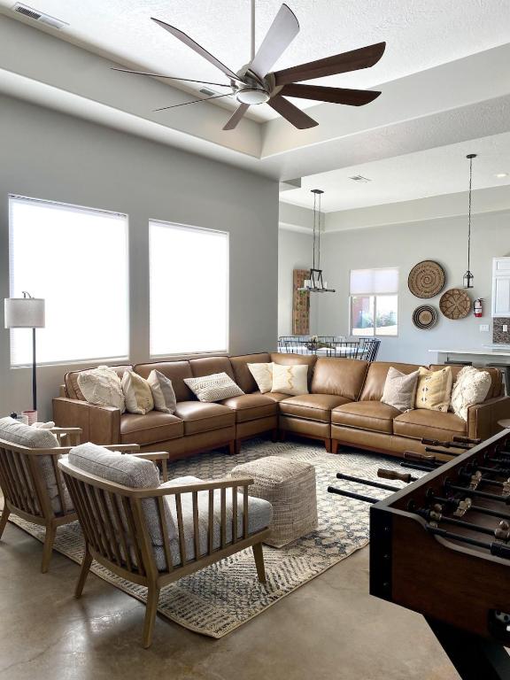 The Willow at Sand Hollow Rwsort, Hurricane