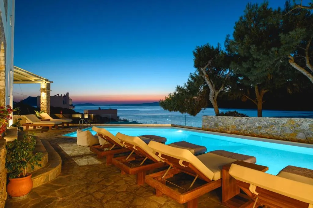 Yperia Hotel, hotel v destinaci Aegiali