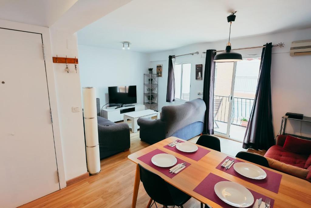 Apt Cabanyal, Beach 8 Min, Terrace, Smart TV - 3