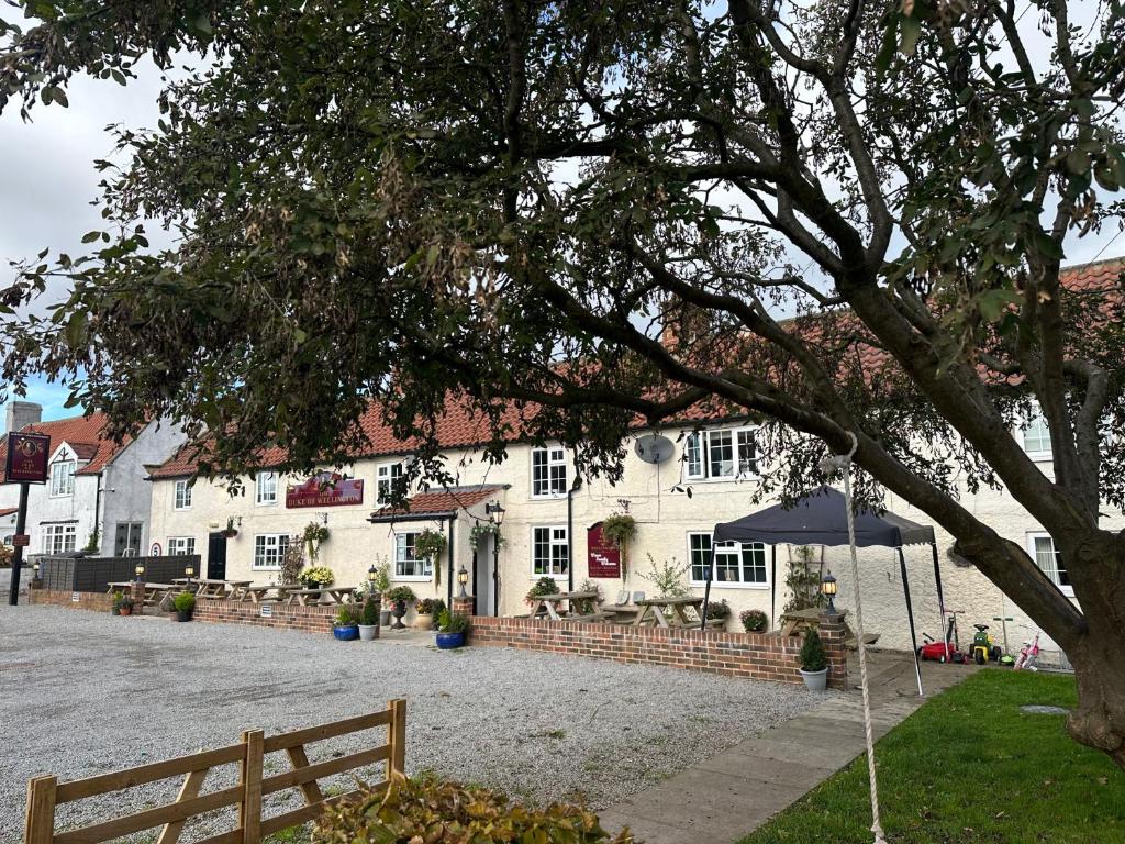 Wellington Studio Sleeps 2 Pets Ok Free Parking, Northallerton