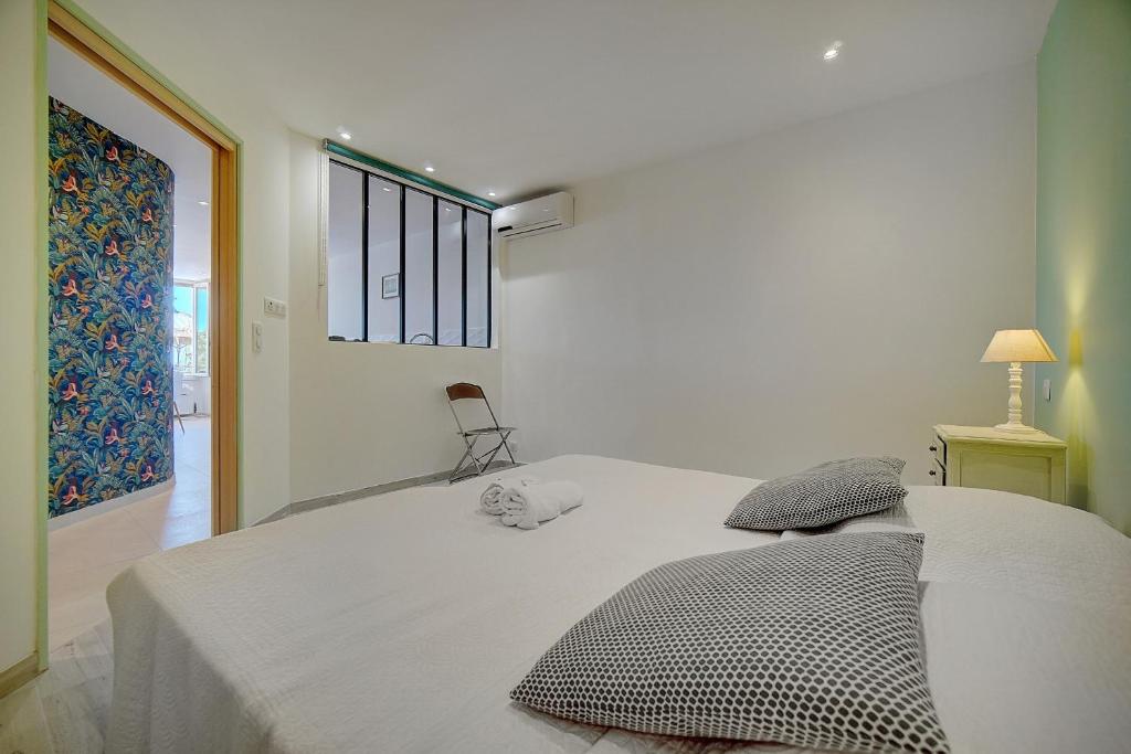 Chic 2 chambres vue PORT, FELIX FAURE-COEUR DE CANNES A2B218 - 4