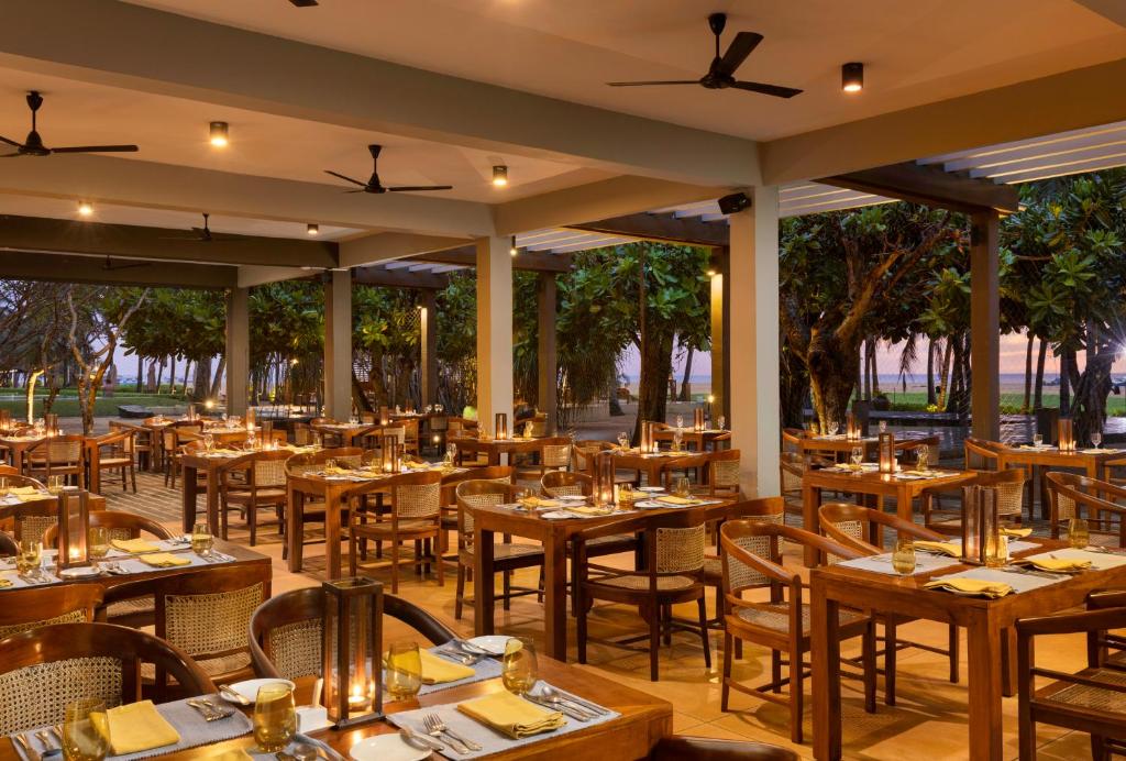 제트윙 비치 (Jetwing Beach)