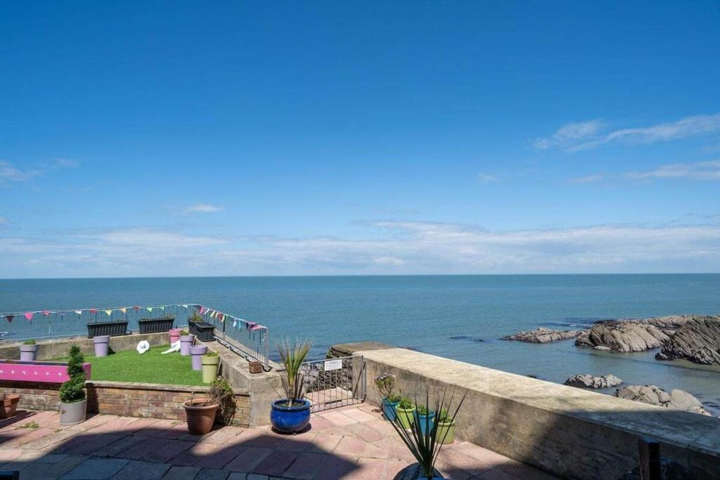 Stylish Sea-View Flat, Ilfracombe photo 5