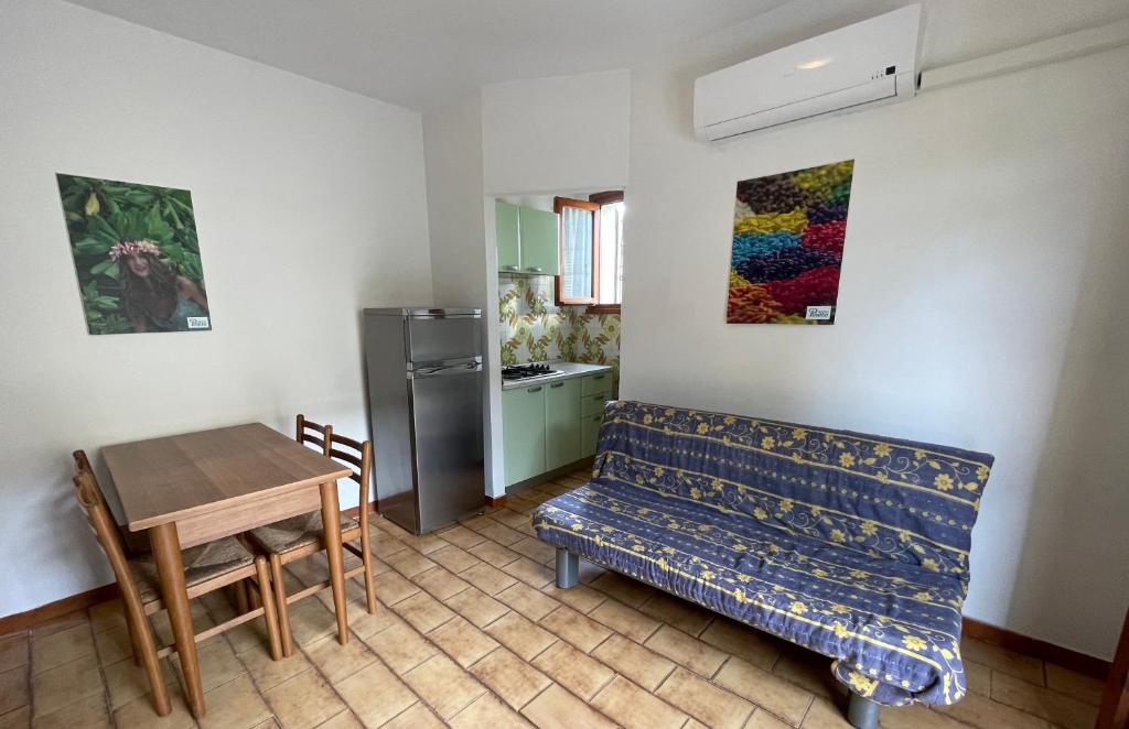 Accommodation with shared garden close to the sea, Rosolina Mare