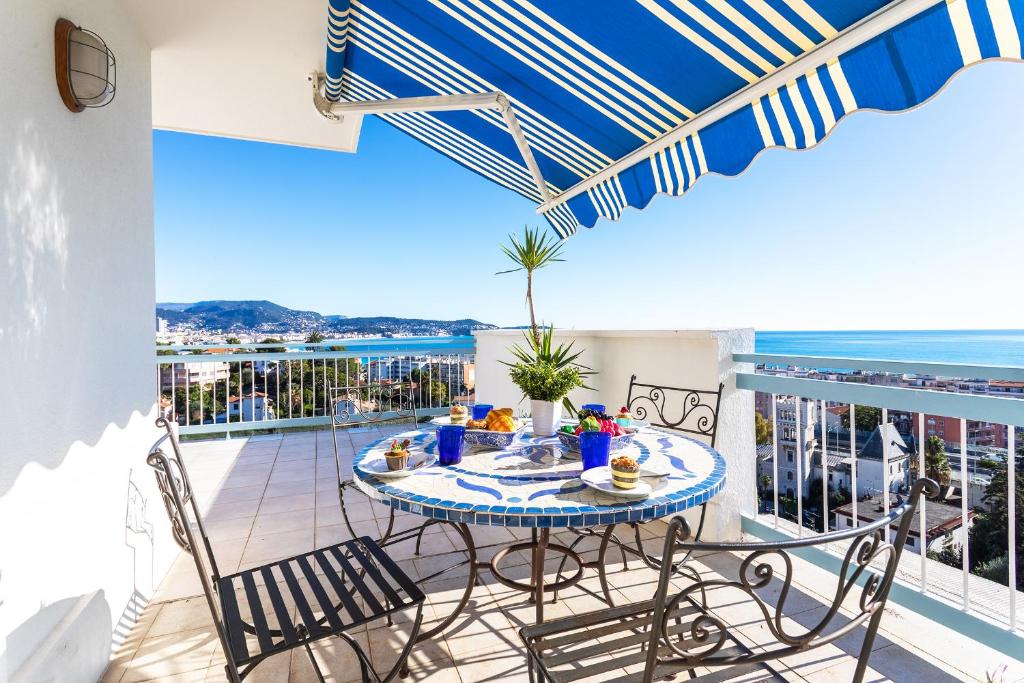 VUE DES ANGES AP4238 By Riviera Holiday Homes, Nice
