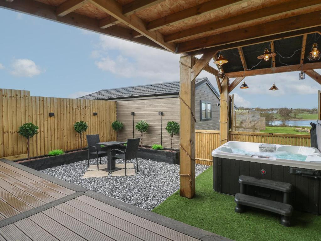 Spindle, Swadlincote