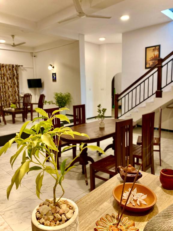 MobyDick House, Mirissa (jih)