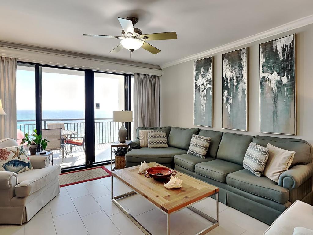 Navarre Towers, Navarre