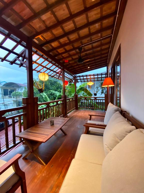 Villa Orchid Garden Riverside