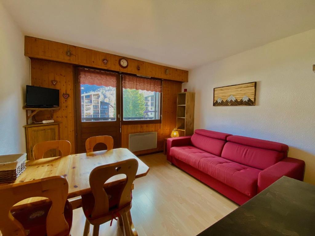 Studio lumineux au centre de Samoëns, vue sur Le Criou - FR-1-624-52 - 4