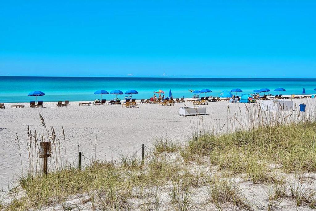 Regency Towers 1212 by Emerald Coast Retreats, Panama City Beach