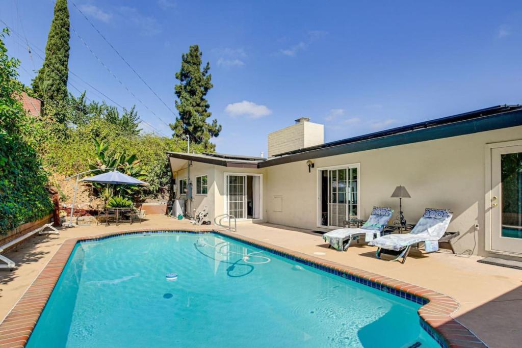 Amazing Views with massive pool Total Oasis, La Mesa