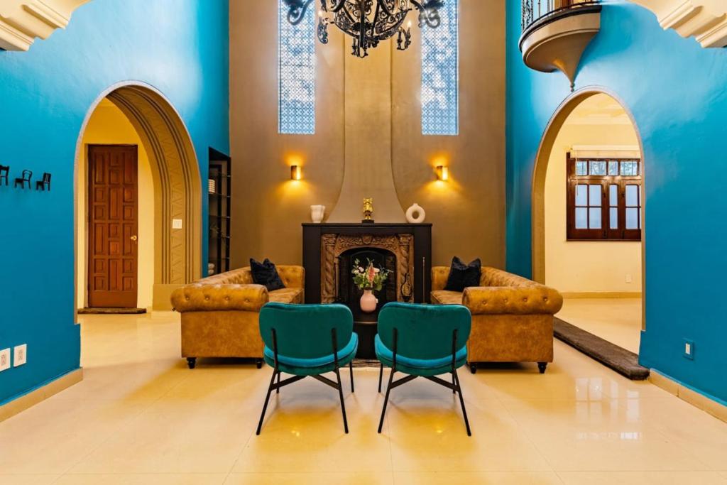 Charm near Roma Luxurious Mansion for Groups - 3