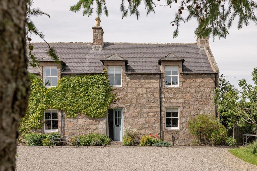 Cuttieshillock, Banchory