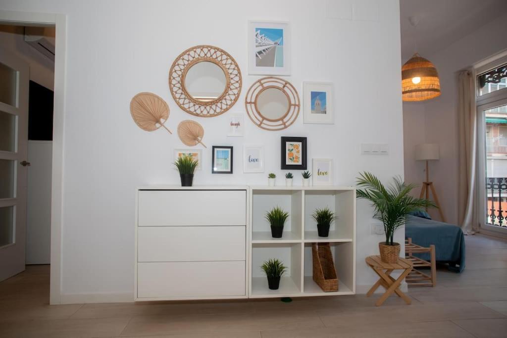 Apartamento acogedor frente a Torres de Serrano - 3