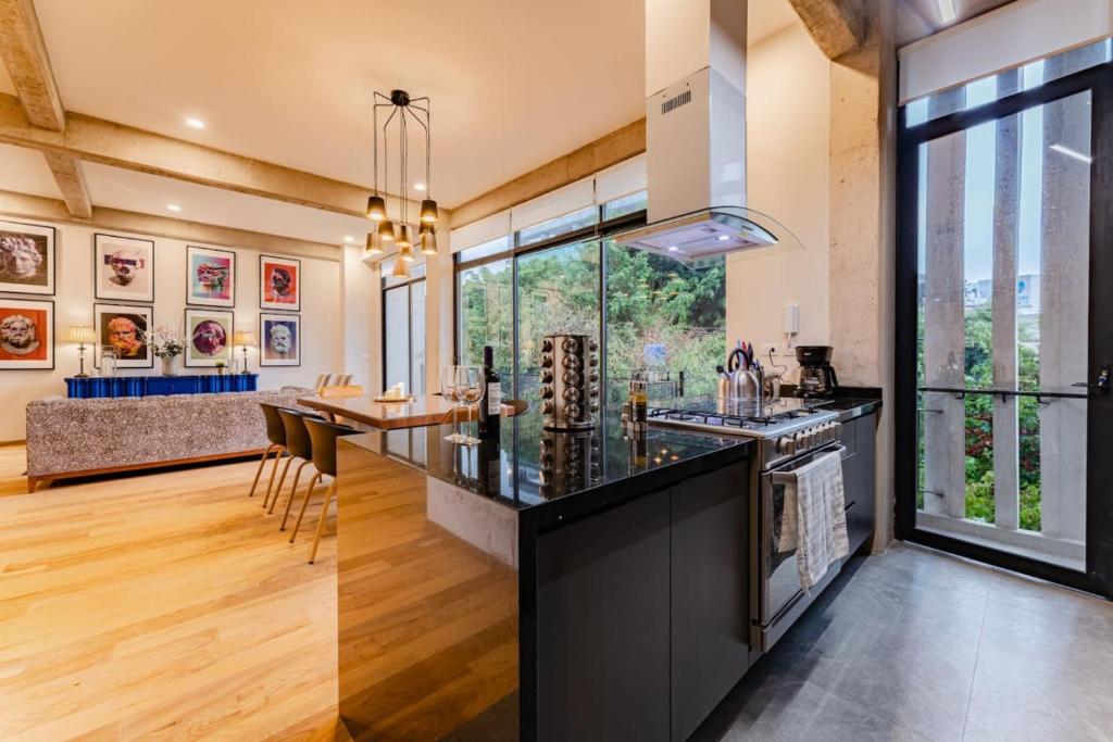 Two Apartments One Stay Group Living - 2