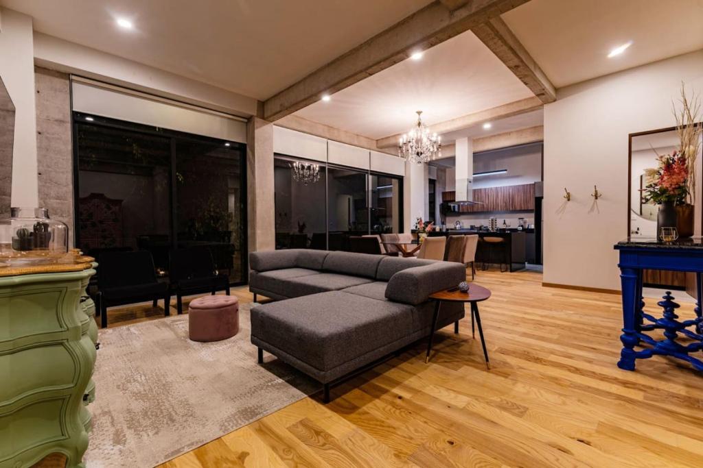 Two Apartments One Stay Group Living - 3