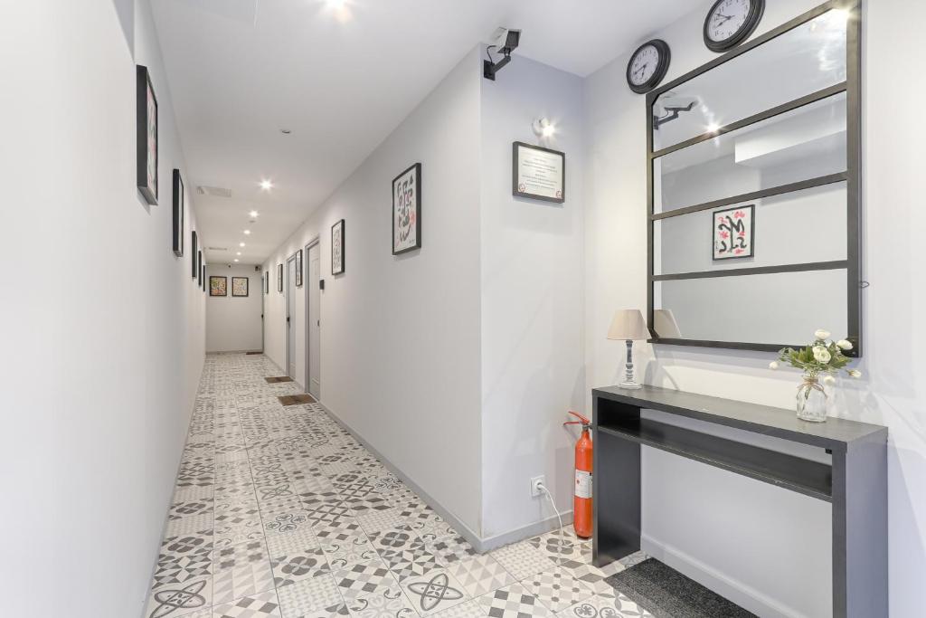 Saint Fargeau Gambetta III Lovely Apartment 4P-1BR - 3