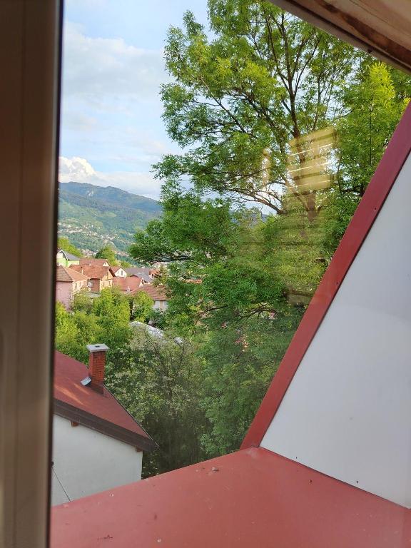 Sarajevo Old Town Apartment - Free Parking Balcony - 2