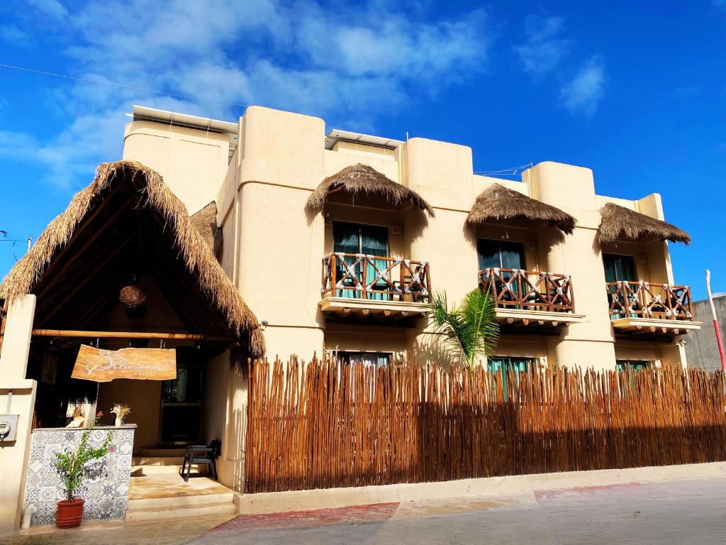 Hotel Pelecanus Suites Holbox - 2