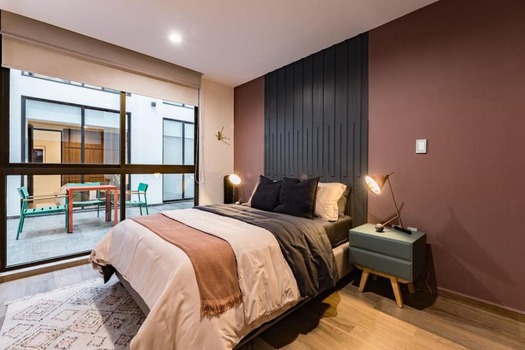 Stylish Polanco Duo Steps from Lincoln Park - 2