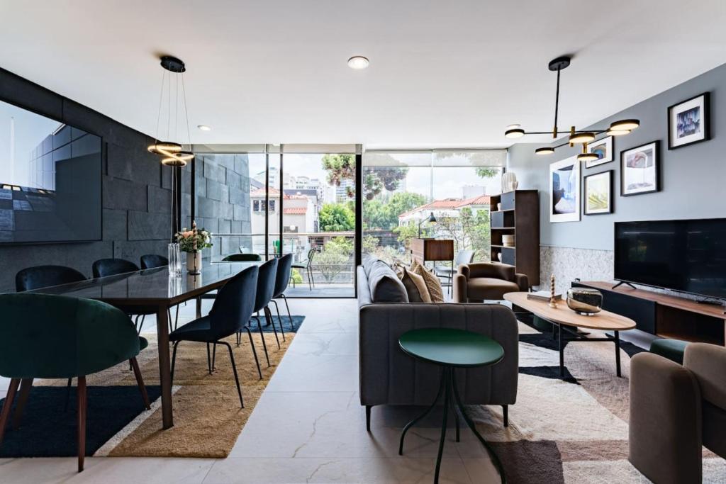 Two Luxurious Apartments with Private Balconies - 2