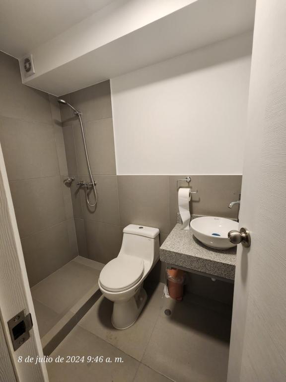 HABITACIÓN AMOBLADA EN DEPARTAMENTO MODERNO CERCA a AEROPUERTO AREQUIPA - 5