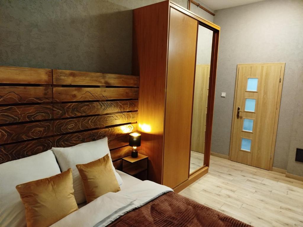 Studio Pocztówka, Zgierz