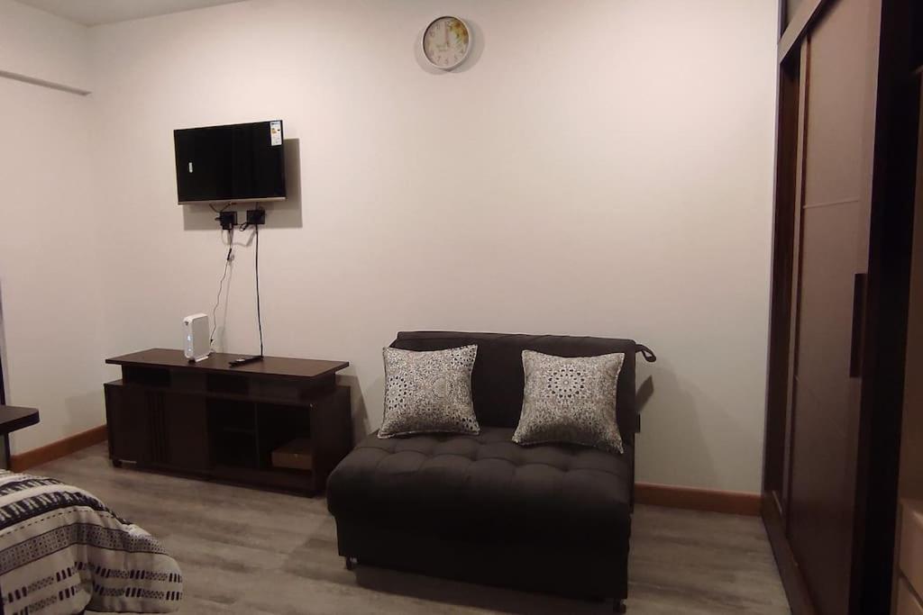 Hermoso Monoambiente en San Miguel con Patio privado - 2