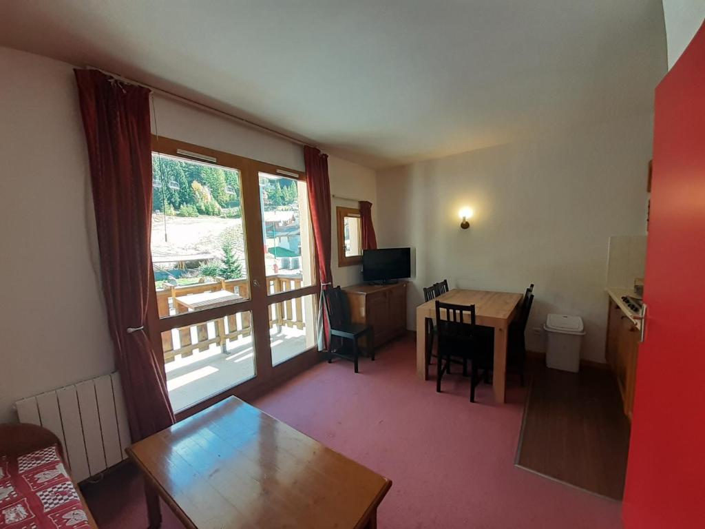 À louer à Valfréjus, 310 rue du Cheval Blanc - FR-1-561-121 - 2