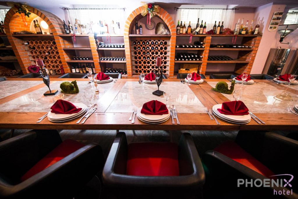 Hotel Phoenix Photo 39