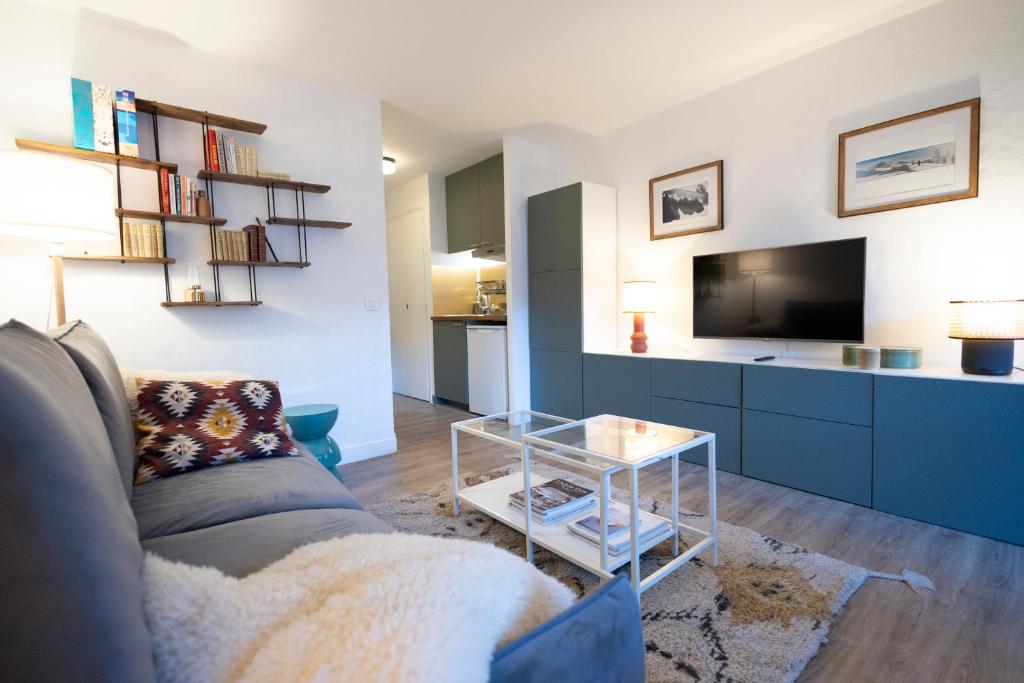 Studio rénové dans le centre piéton de Megève - 2