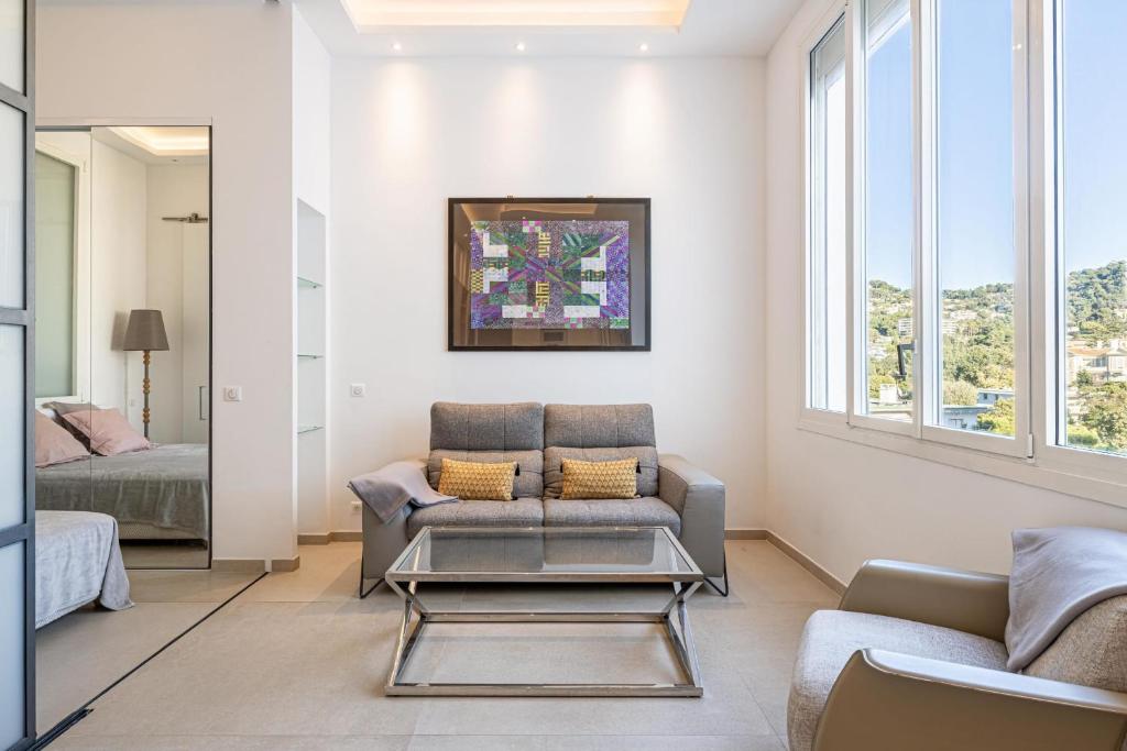 REF 1975 - Cannes Center - Croisette, Cannes