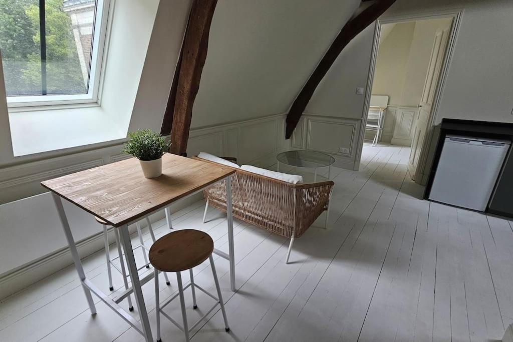 T2 de la préfecture, Arras